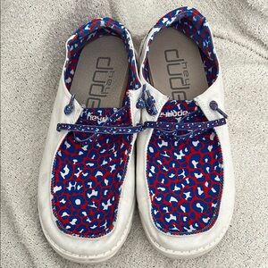 FINAL PRICE DROP! Hey Dude Wendy Leo Americana Size 8  White and Blue slip ons